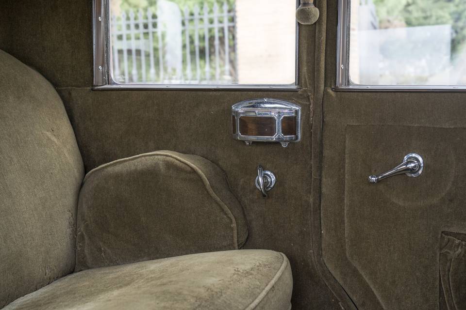 Cadillac lasalle interor