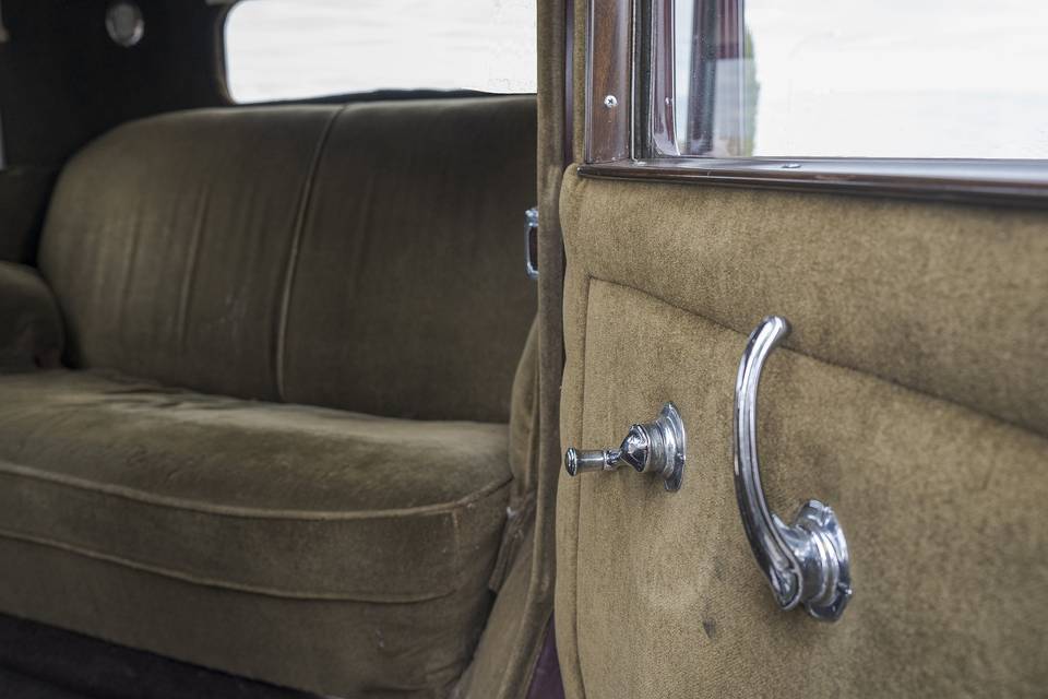 Cadillac lasalle interior