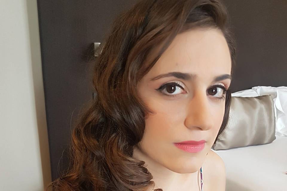 Ondas y maquillaje