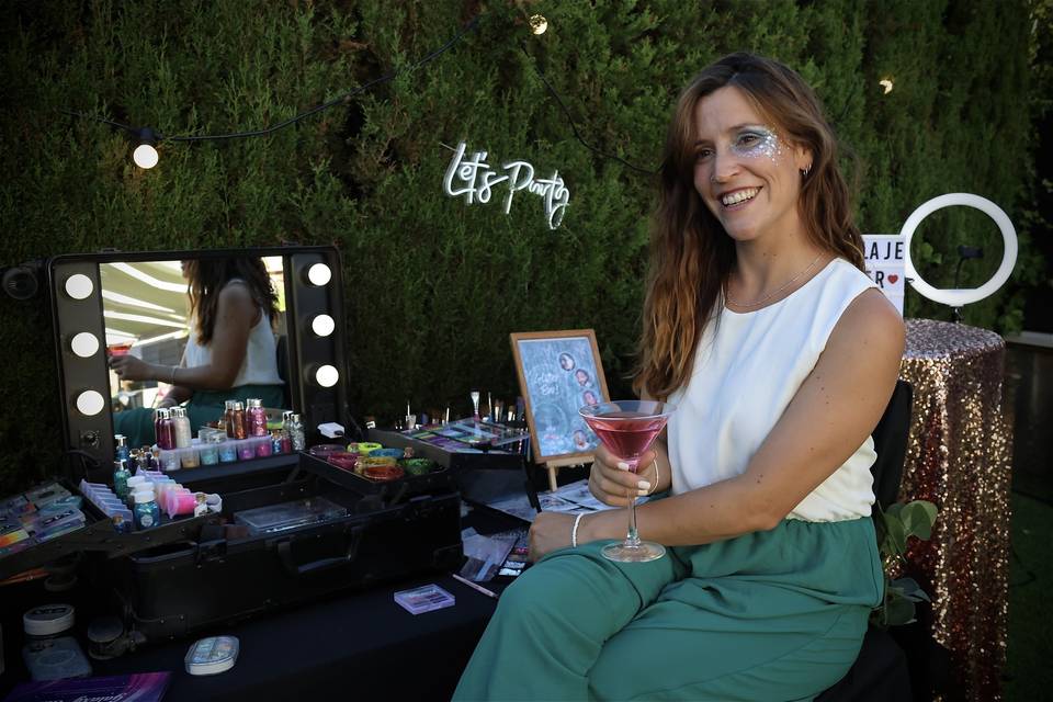 Glitter bar