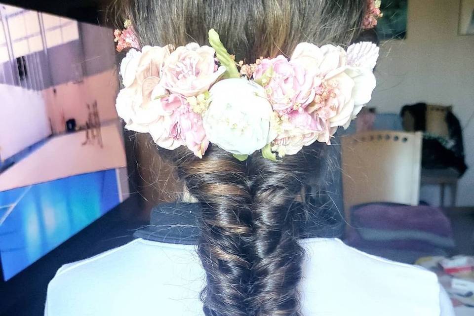 Trenza con tocado