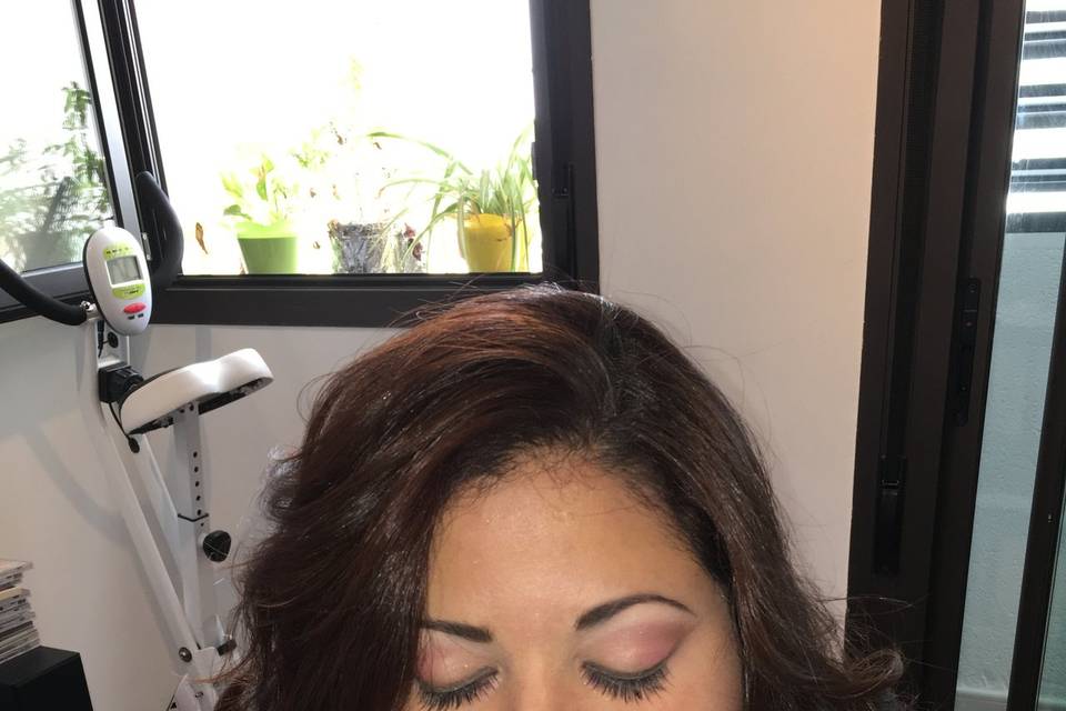 Maquillaje y ondas