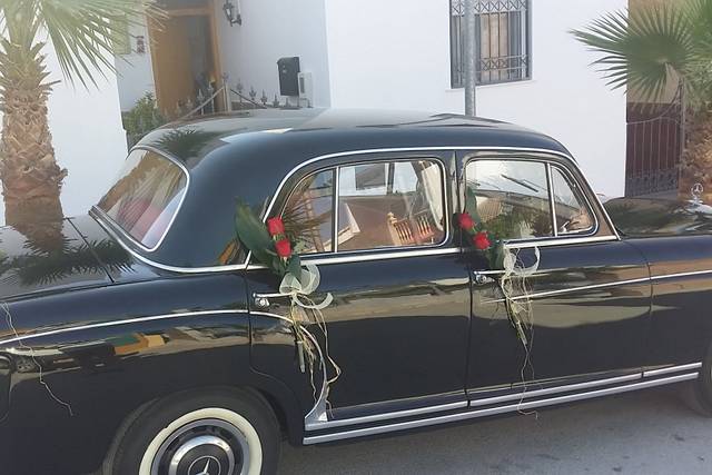 Coche decoración floral