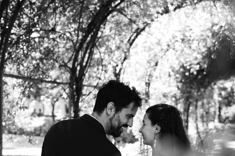 Pareja paseando