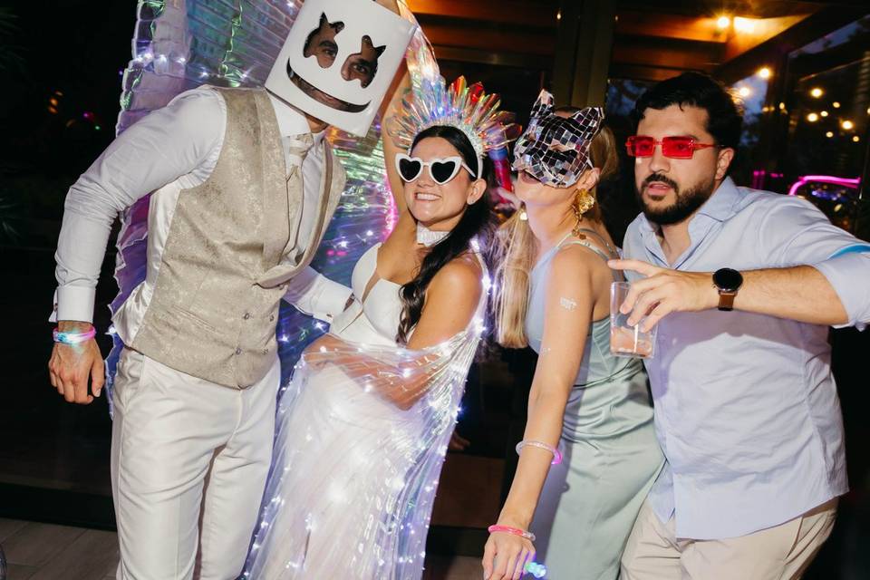 Trajes con luces premium