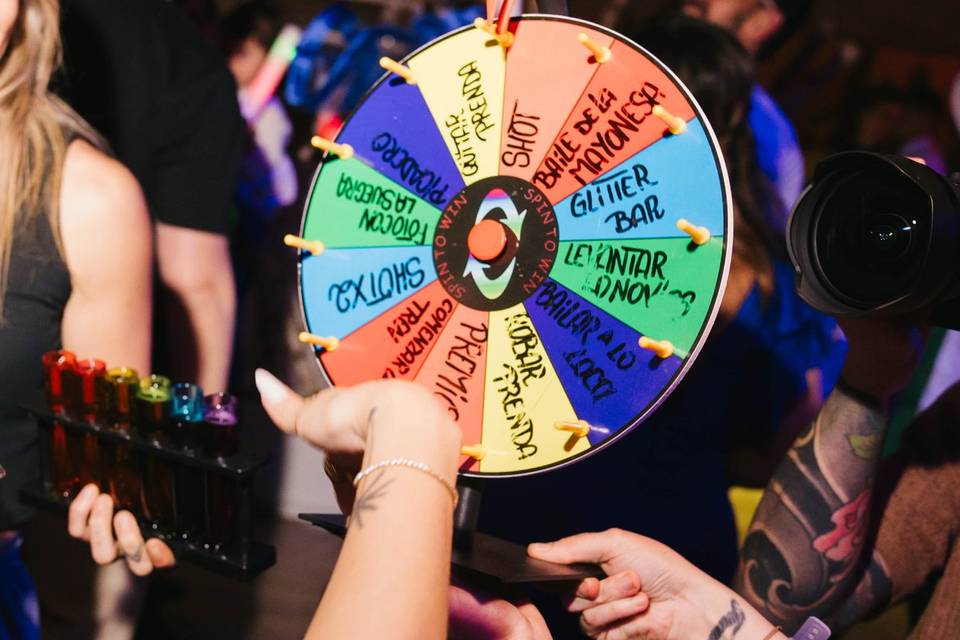 Ruleta con juegos y desafíos