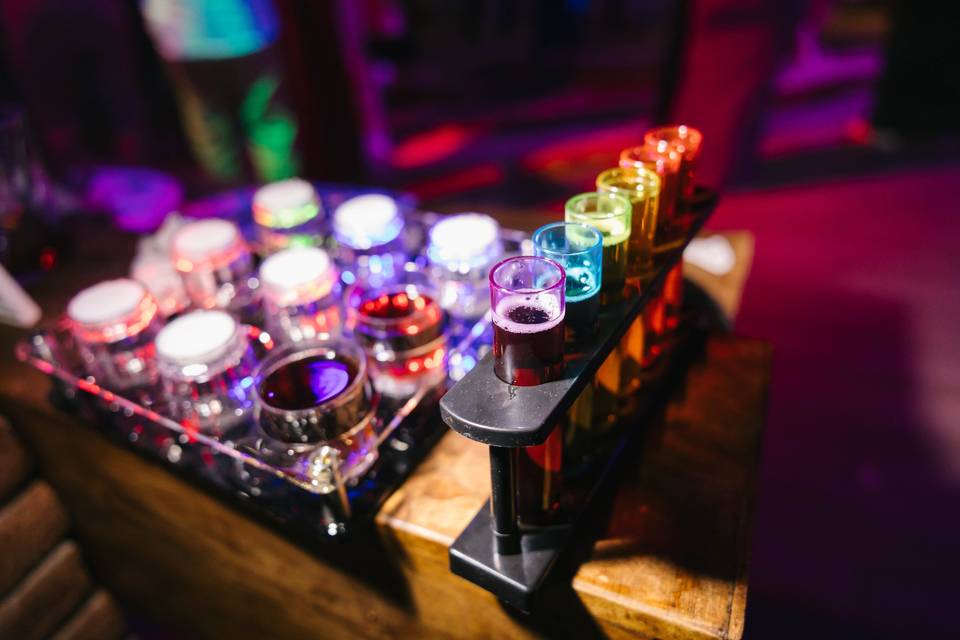 Vasos de shots luminosos