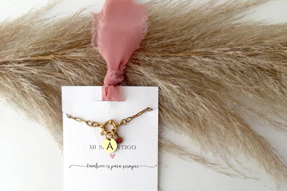 Pulsera inicial con circonita