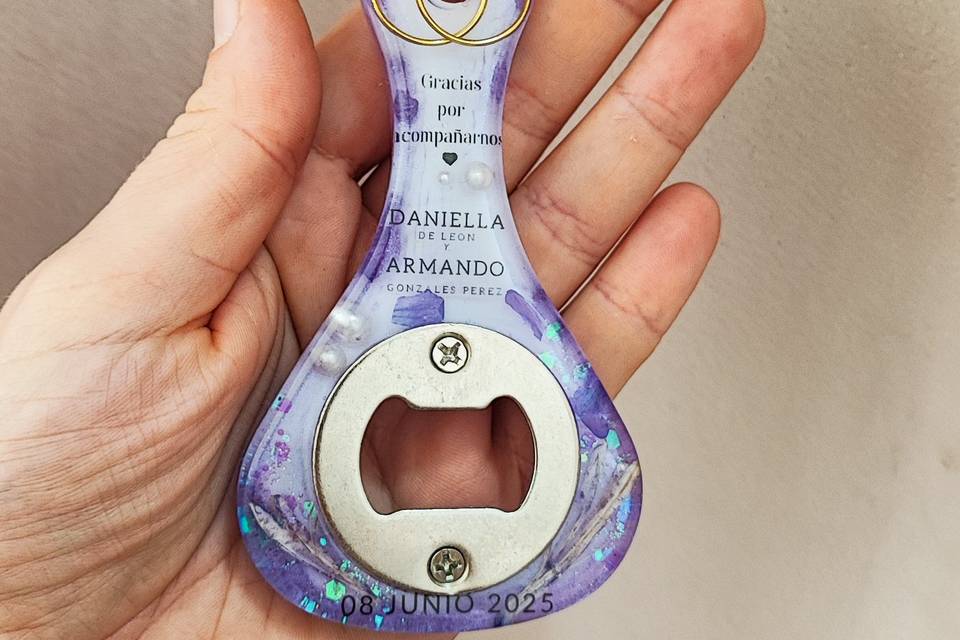 Abrebotellas personalizado