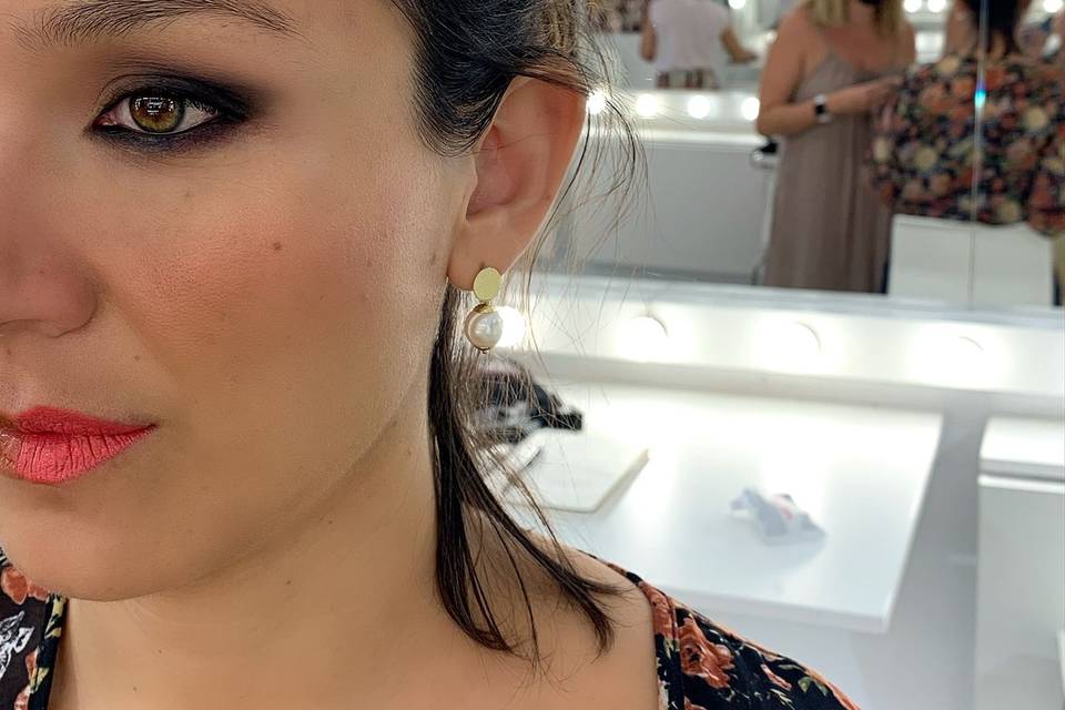 Maquillaje prueba de novia