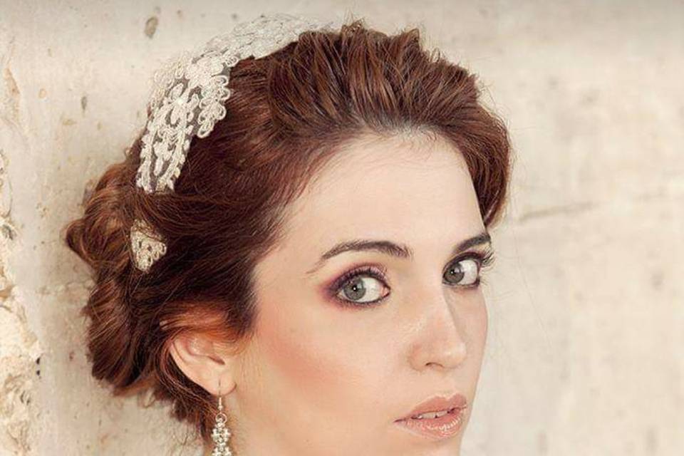 Maquillaje y recogido de novia