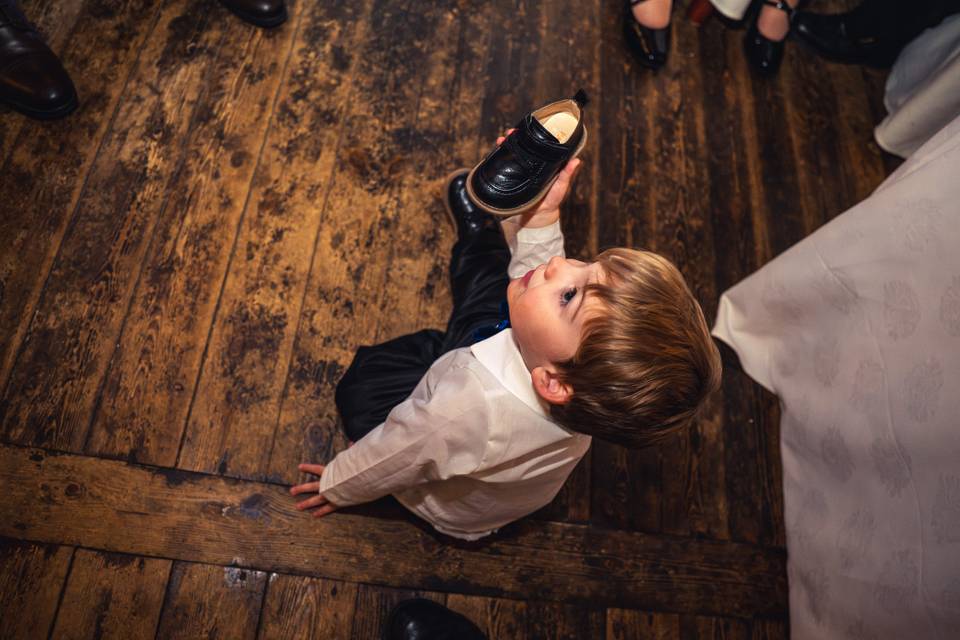 De quién es el zapatito?