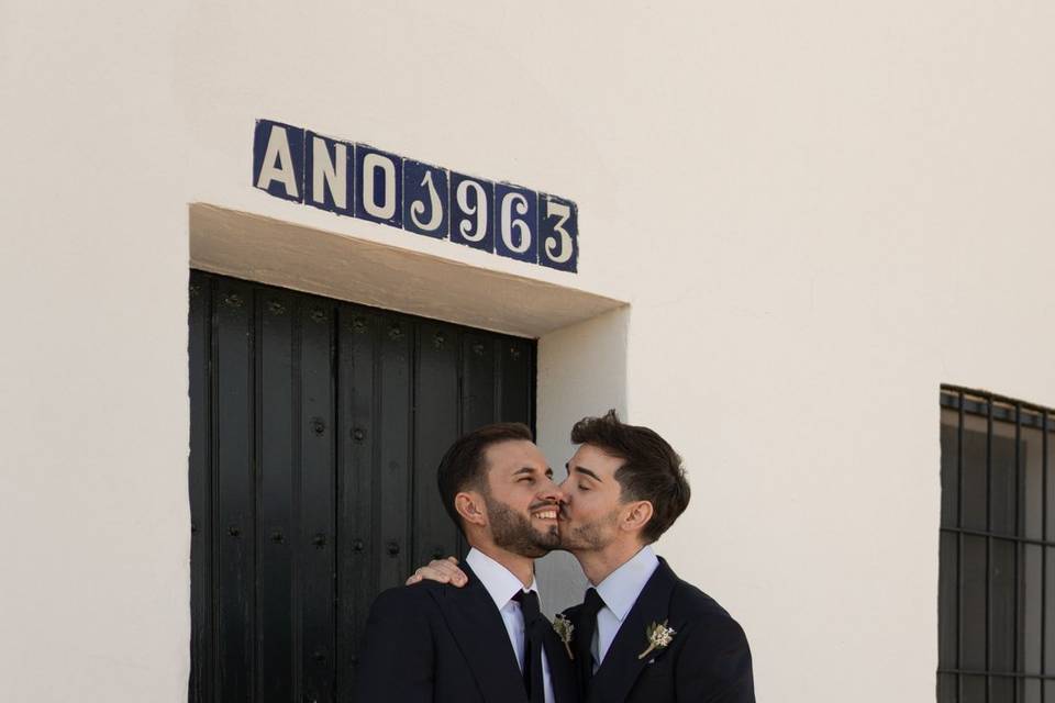 Beso enamorados