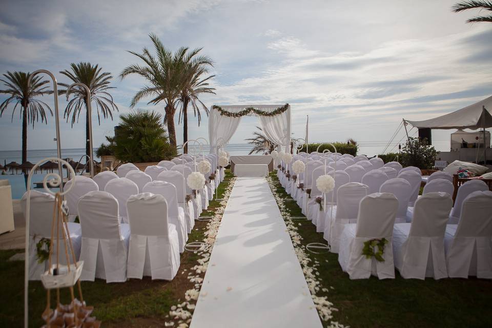 Ceremonia Jardines Beach Club