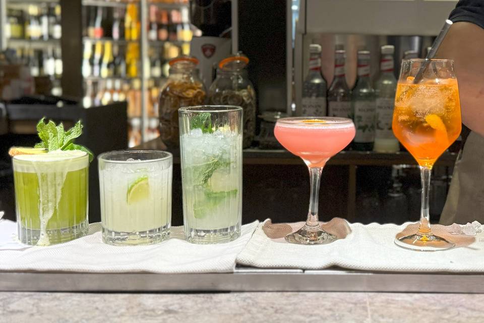 Gran variedad de cocktails