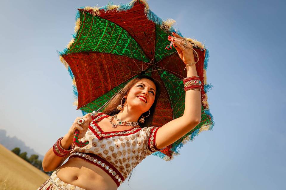 Essències d'Orient - Bollywood·Danza Oriental