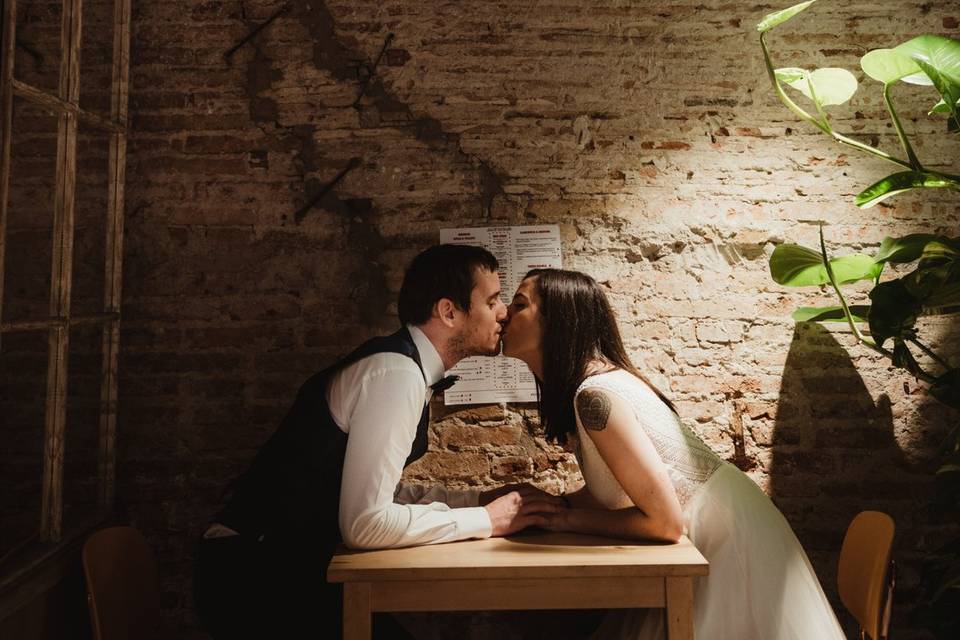 Postboda en el barrio gótico