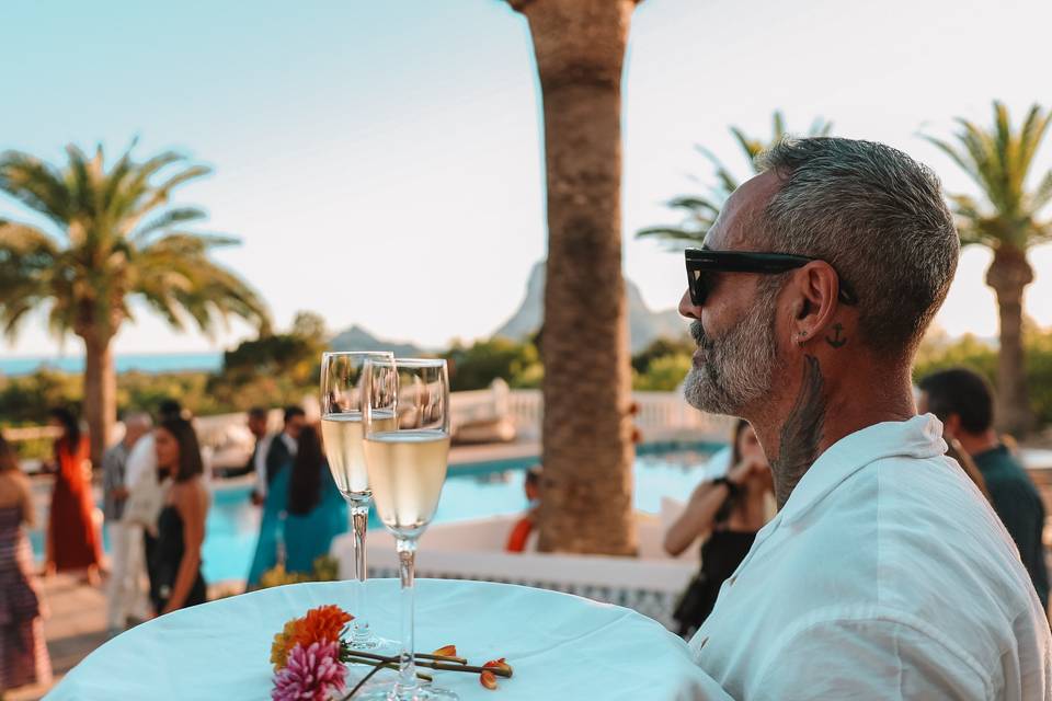 Champagne service