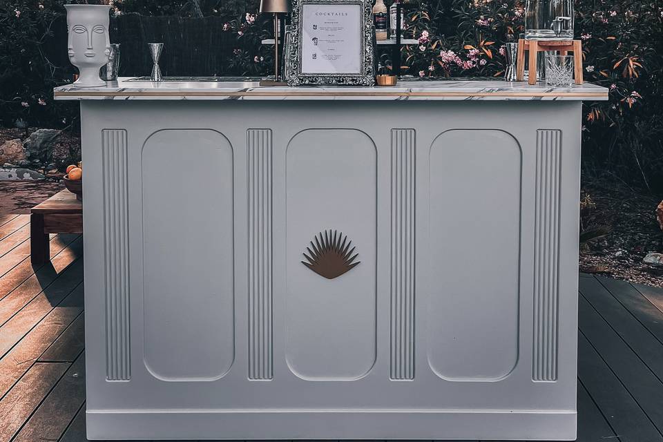 Barra blanca elegante