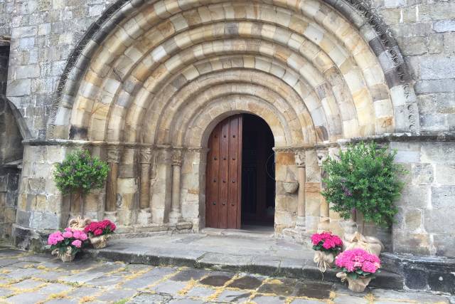 Entrada de la iglesia