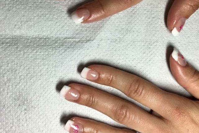 Uñas acrílicas