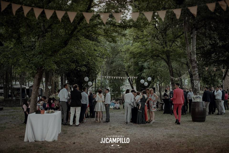 Aperitivo en el jardín