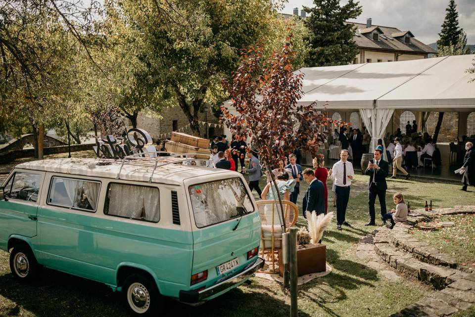 Aperitivo en jardín Carpa