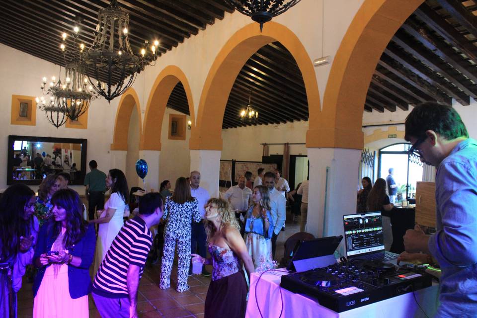 Bailando