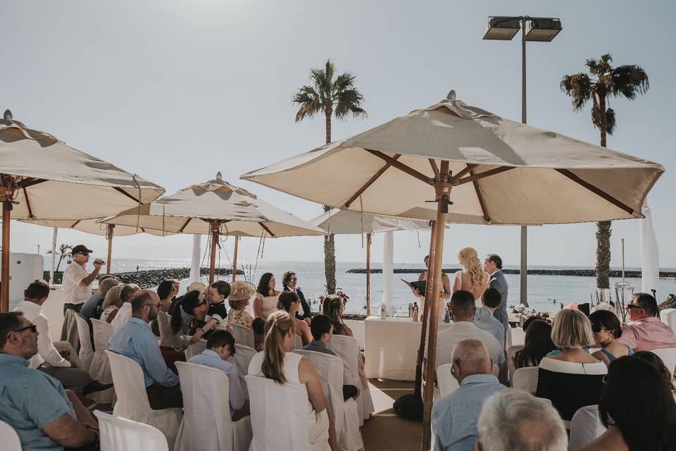 Boda frente al mar