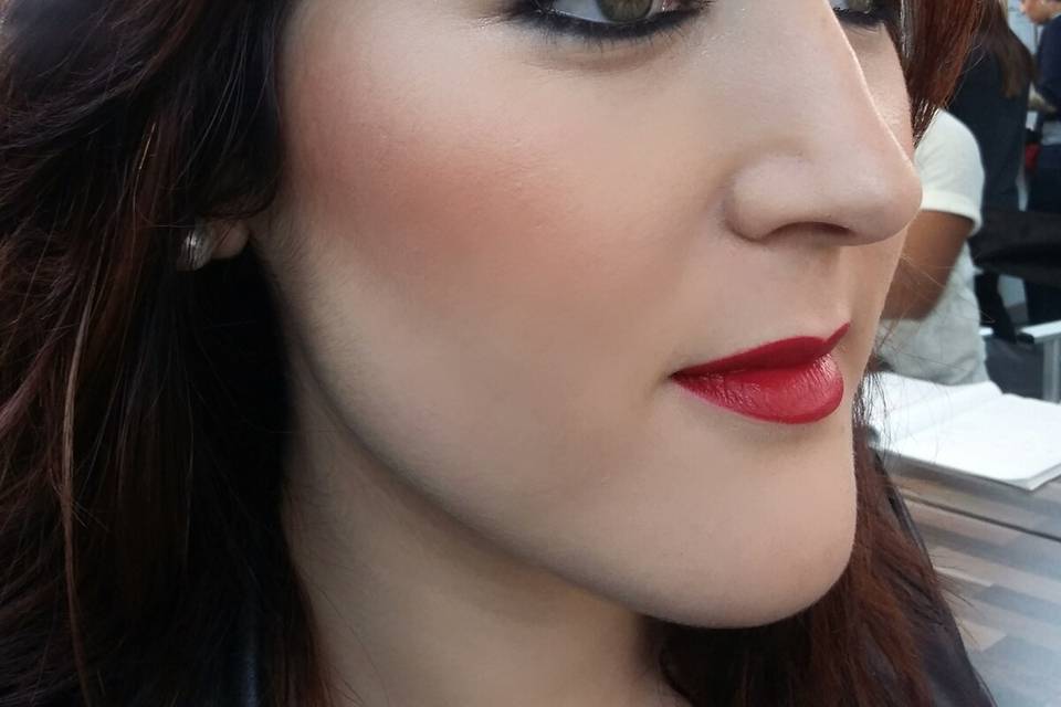 Laura Losa Maquilladora Profesional