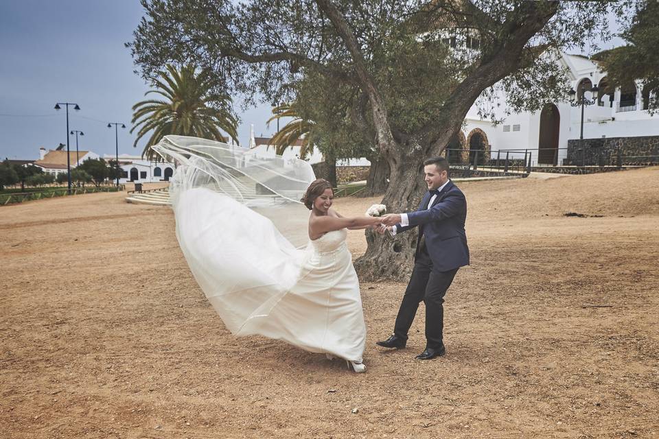 Novios tras ceremonia