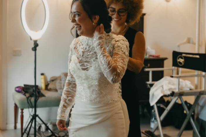 Novia Naira