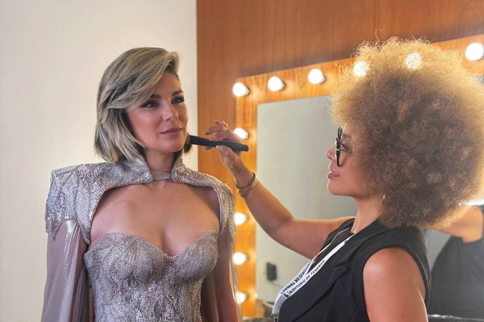 Maquillaje y peluquería