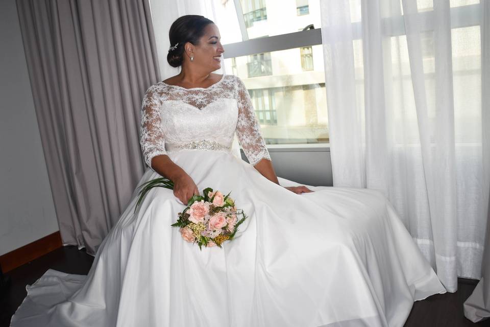 Maquillaje y recogido de novia