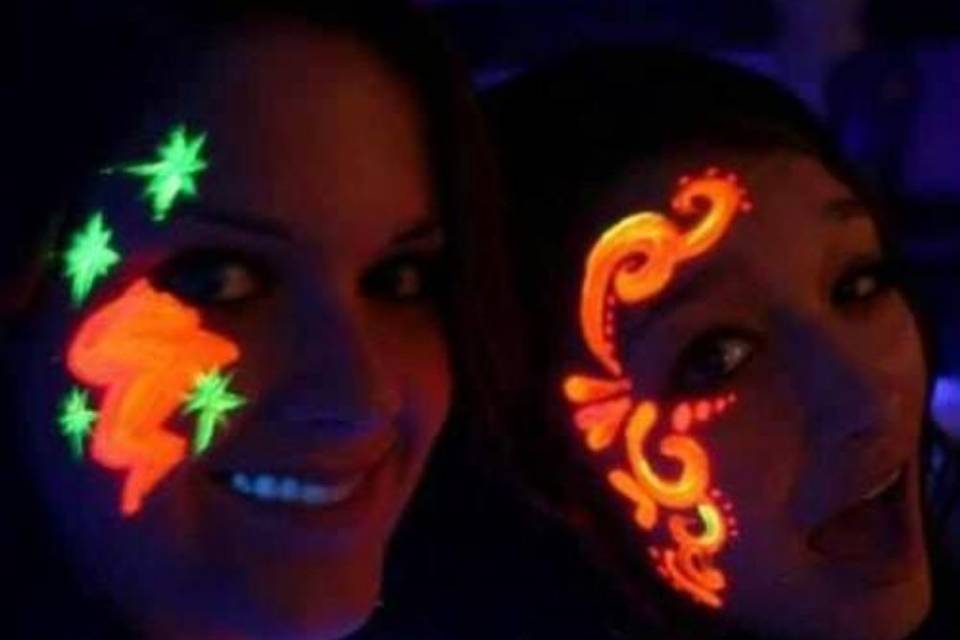 Glow party