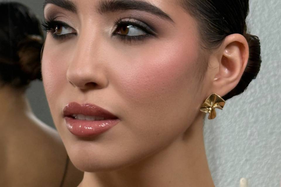Glam Makeup