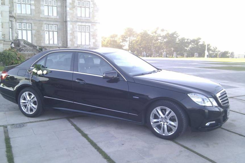 Coche para bodas elegante