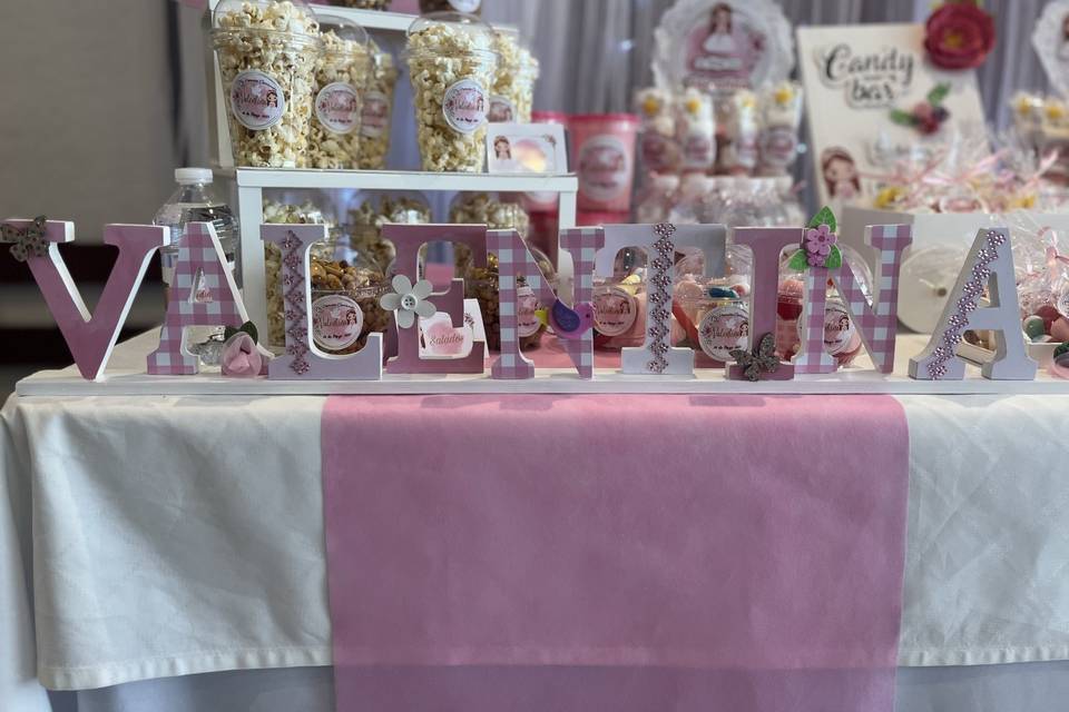 Mesa de chuches para cumpleaño