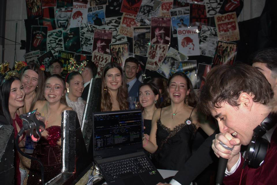DJ en fiesta