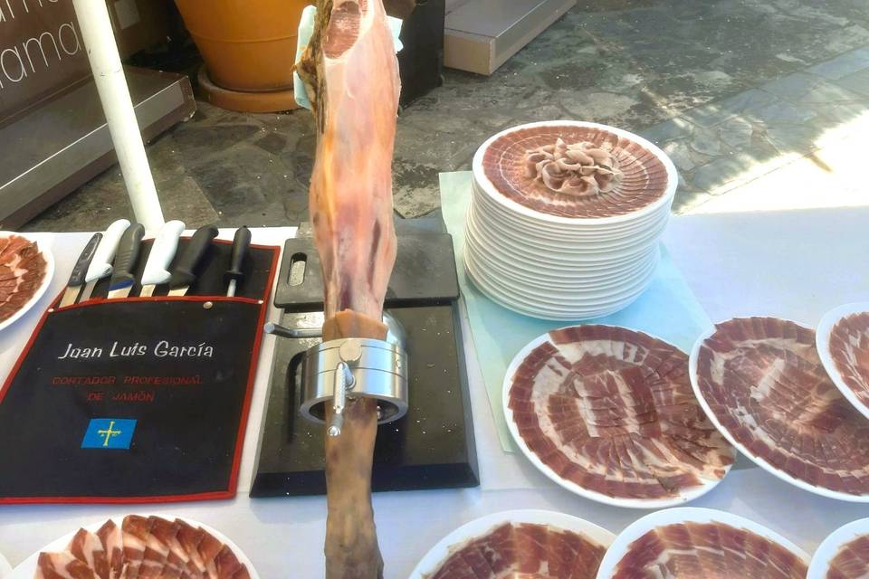 Juan Carlos - Cortador de jamón