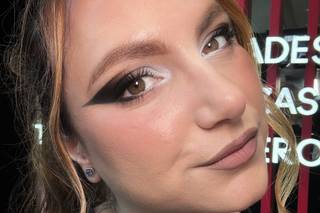 Noemi J Maquillaje