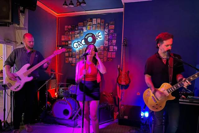 Ultraligero en directo en sala