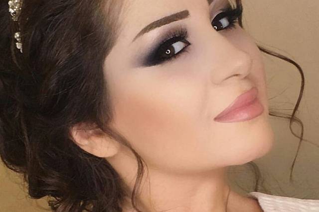 Maquillaje sobrio y elegante