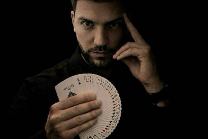 Mago Jean Black