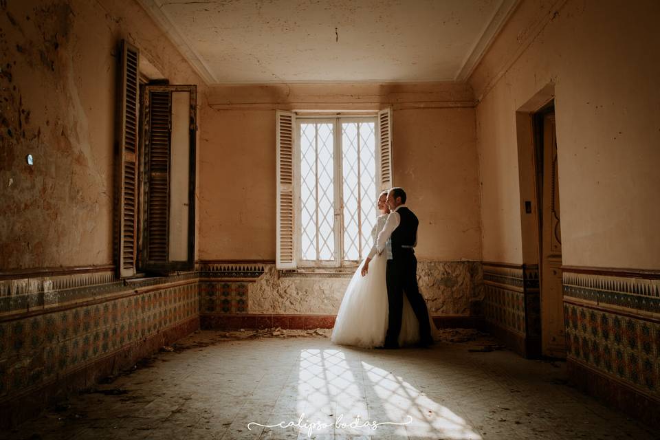 Boda romántica en casa antigua