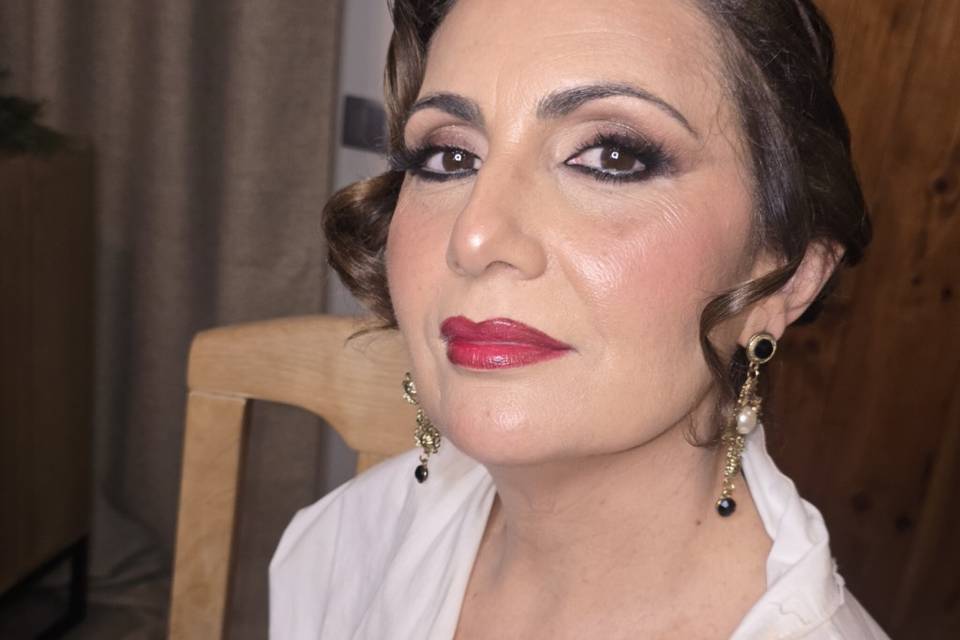 Maquillaje  flamenco clásico