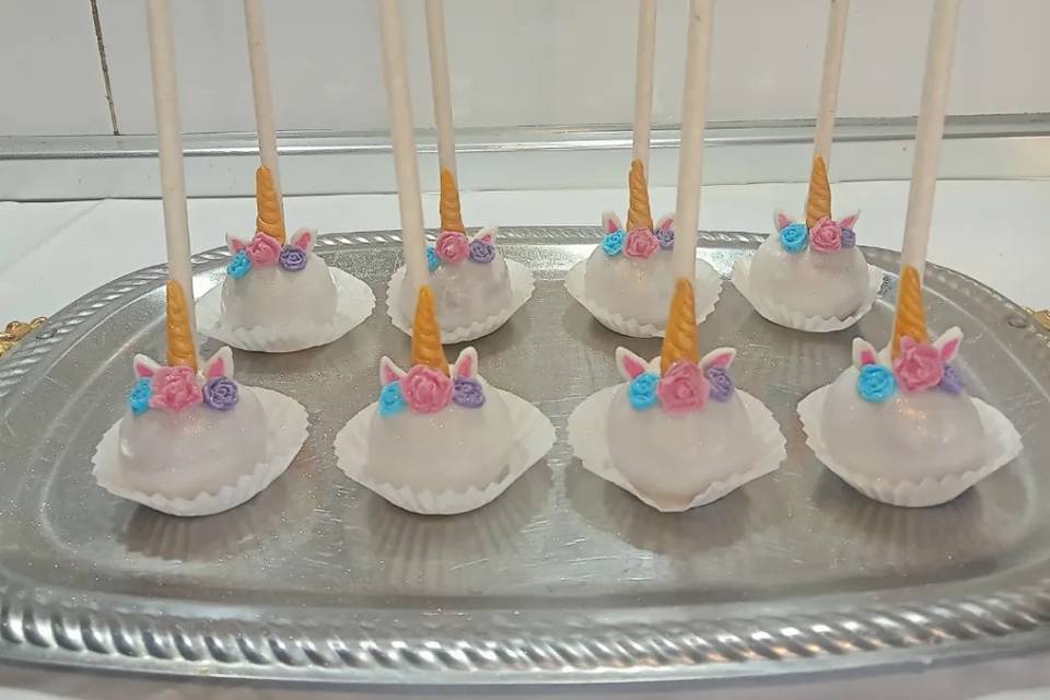 Cake pops de unicornios