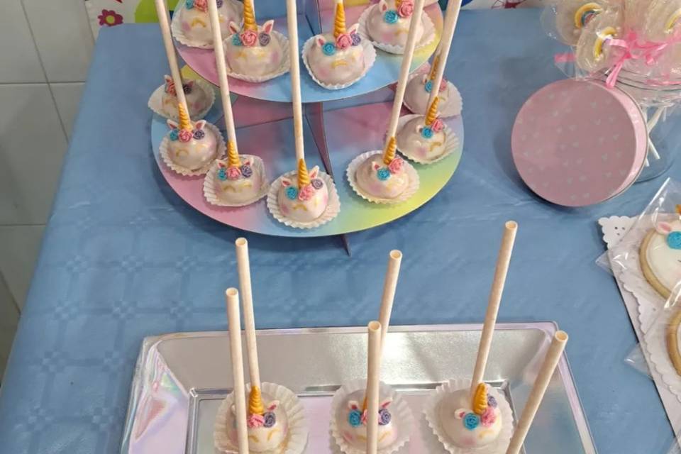 Cake pops unicornio