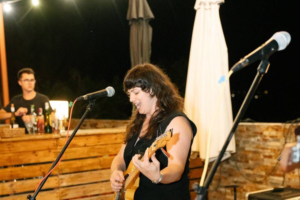 Ángeles - guitarra y voz