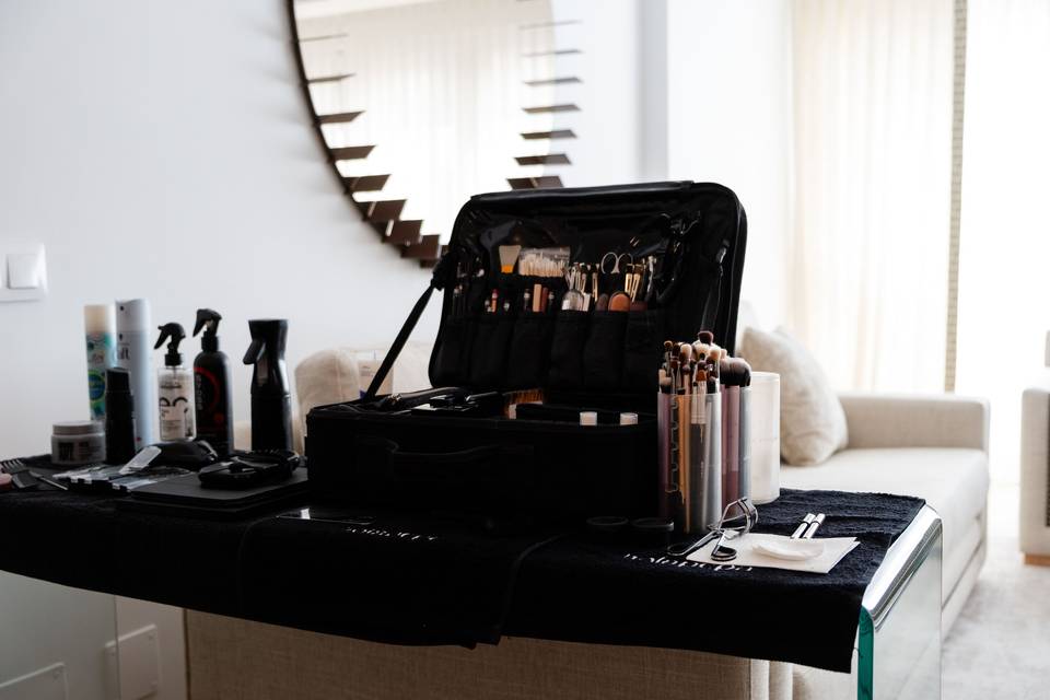 Maletin_maquillaje_brochas_detalle